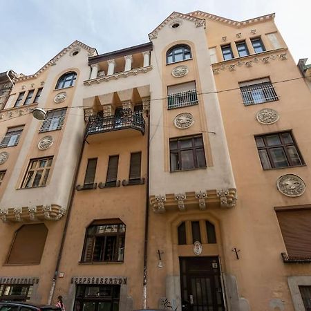 Art Nouveau Apartment 布达佩斯 外观 照片