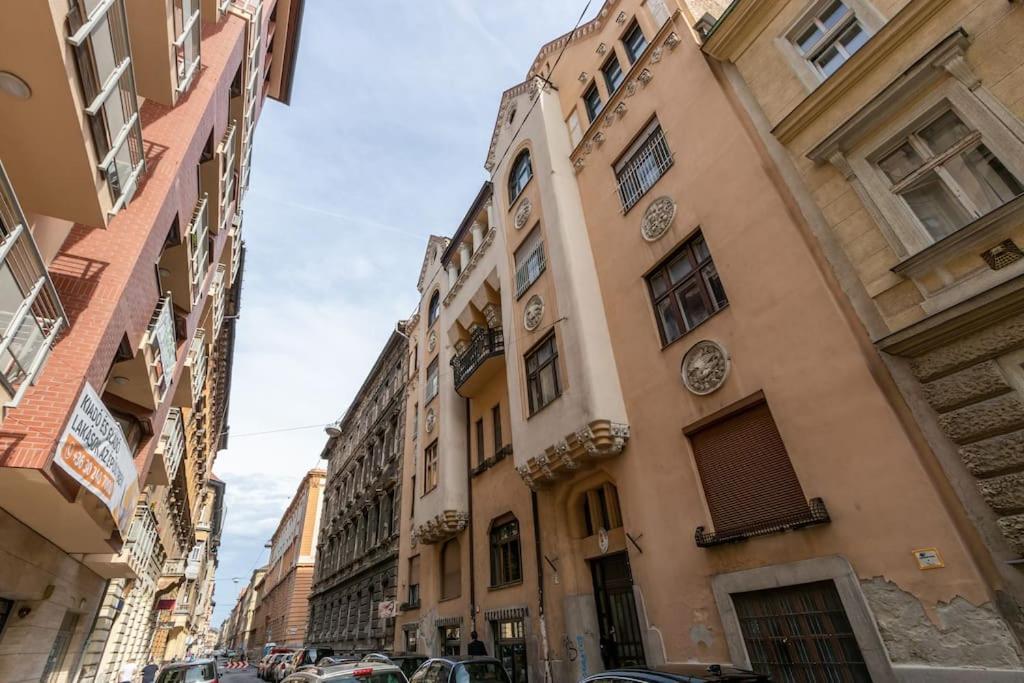 Art Nouveau Apartment 布达佩斯 外观 照片