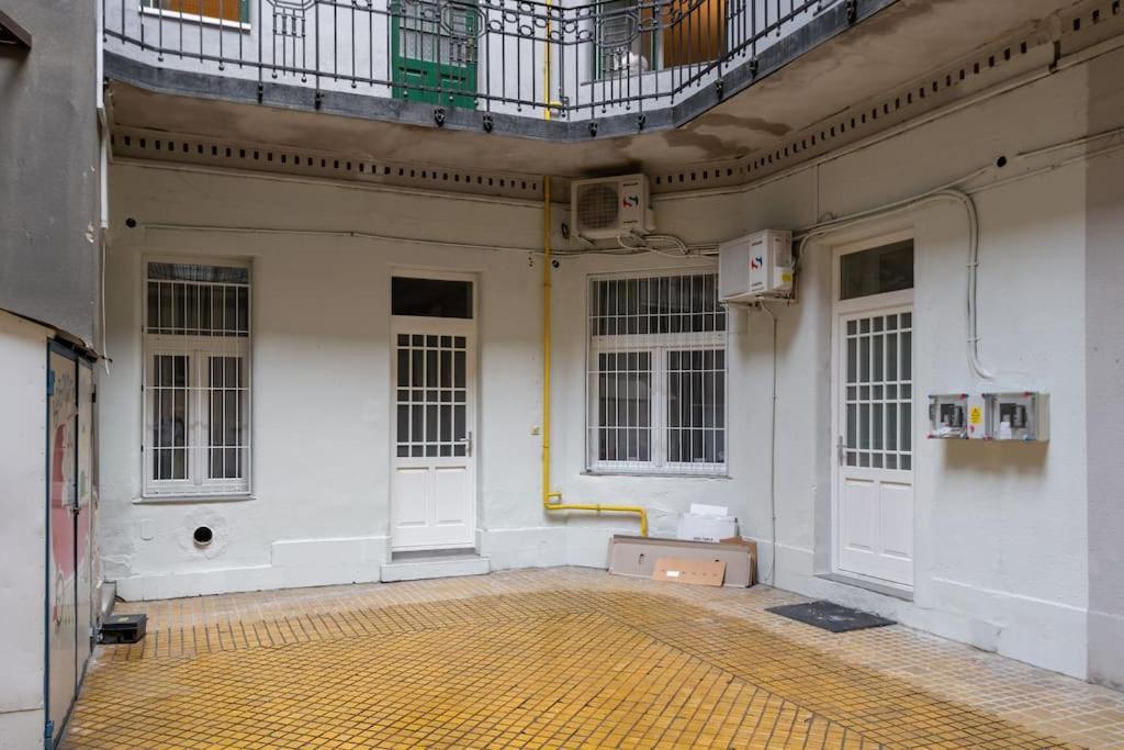 Art Nouveau Apartment 布达佩斯 外观 照片